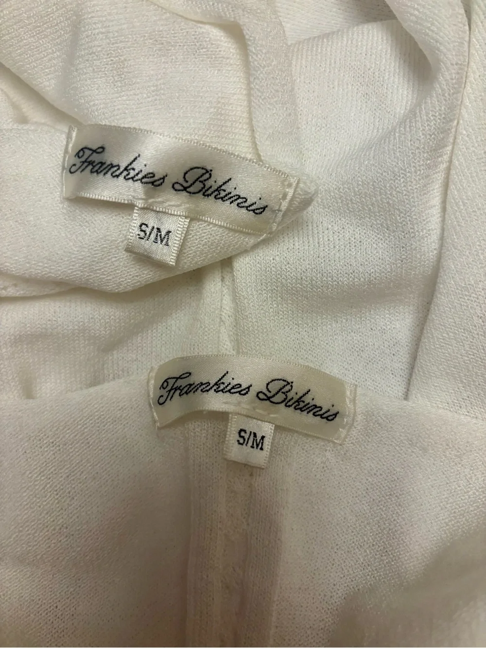 NWOT Frankie’s bikinis white hibiscus knit poncho and skirt set